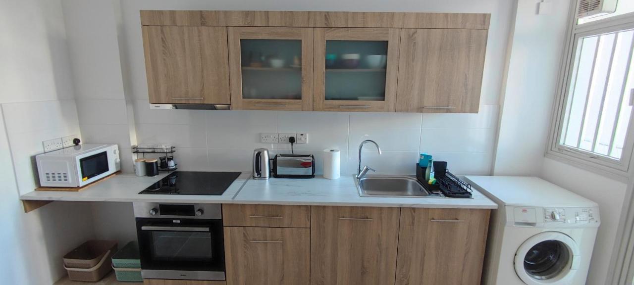 Mimosa Flat City Cente 2Bdr Никосия Экстерьер фото