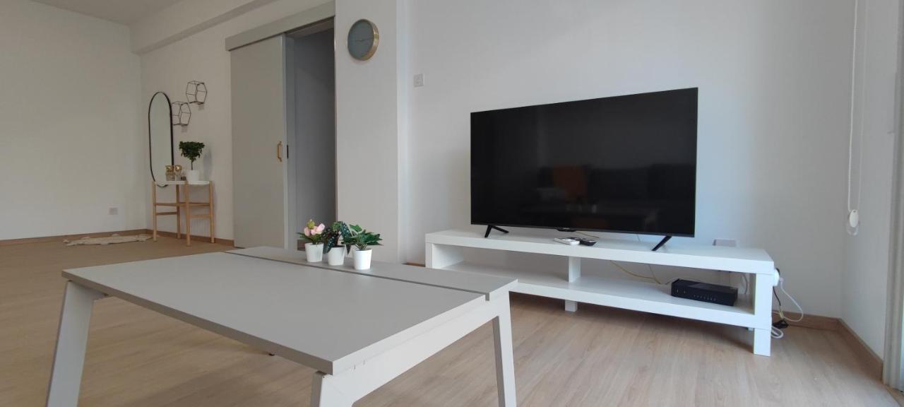 Mimosa Flat City Cente 2Bdr Никосия Экстерьер фото